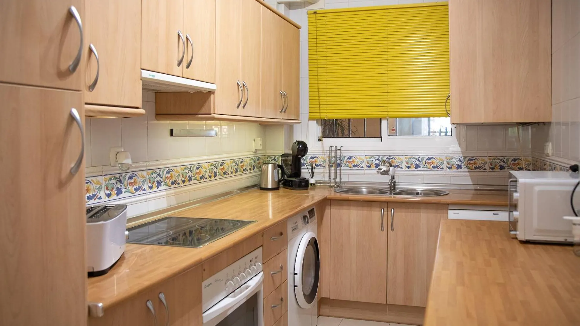 Samsora- Marbella Daire İspanya